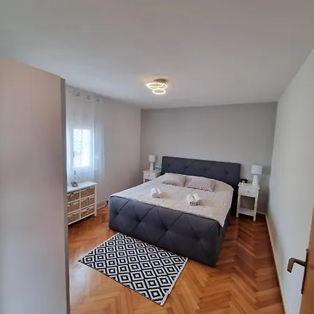 Apartment Jurac *